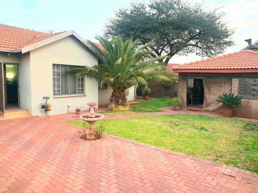 3 Bedroom Property for Sale in Kathu Northern Cape